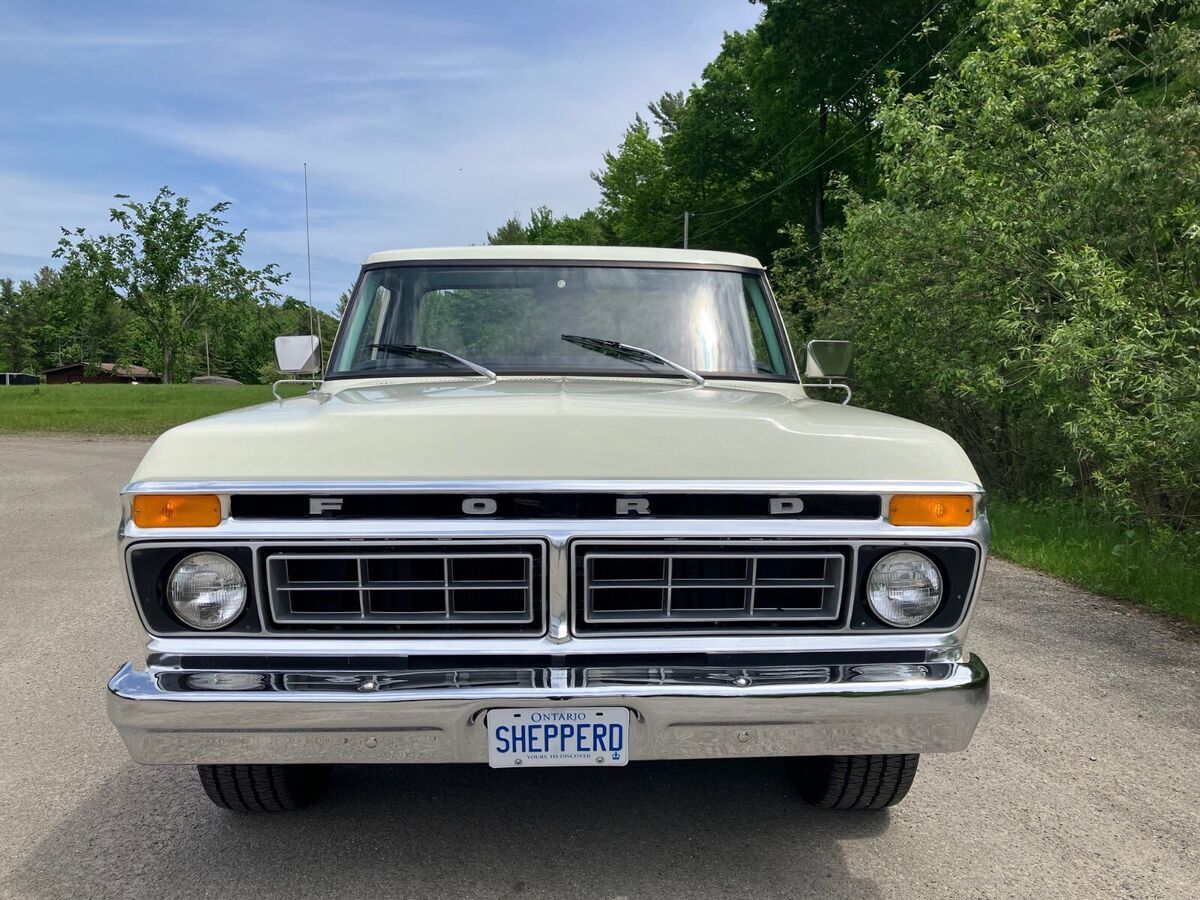 1977 Ford F-100 - photo 2