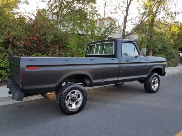 1977 Ford F-250 - photo 4