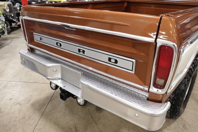 1977 Ford F-250 High Boy - photo 11
