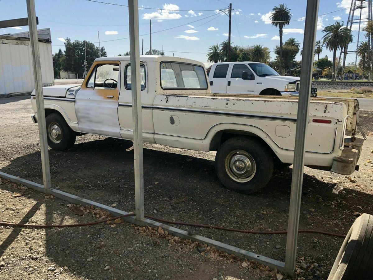 1977 Ford F250 Supercab - photo 5
