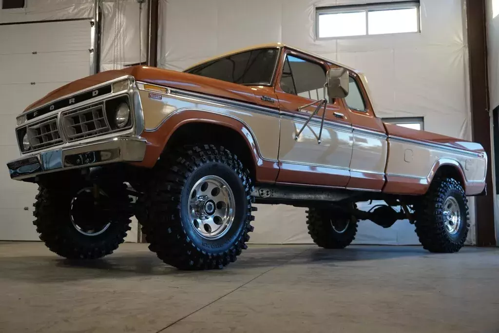 1977 Ford F250 Ranger Supercab, 4x4, 400 V8, 4 Speed Manual, Original Paint 1977 Ford F-250 Ranger Supercab