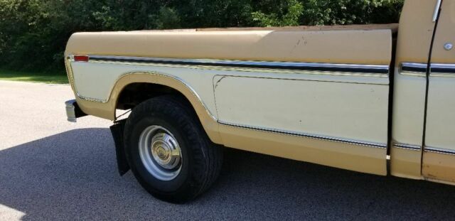 1977 Ford F-350 Camper Special - photo 5