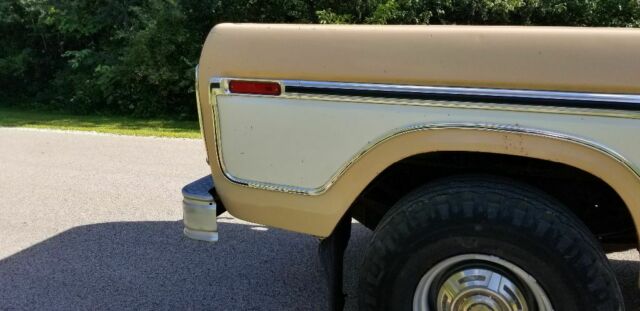 1977 Ford F-350 Camper Special - photo 9