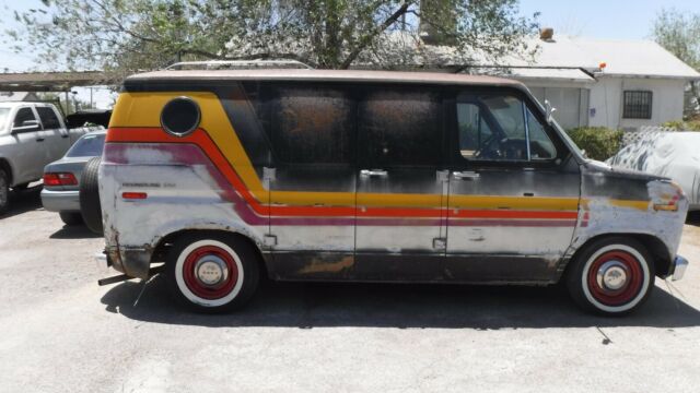 1977 Ford E-Series Van Chateau Cruising Van