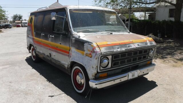 1977 Ford E-Series Van Chateau Cruising Van - photo 2