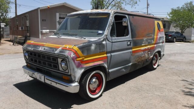 1977 Ford E-Series Van Chateau Cruising Van - photo 4