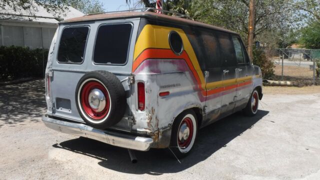 1977 Ford E-Series Van Chateau Cruising Van - photo 8