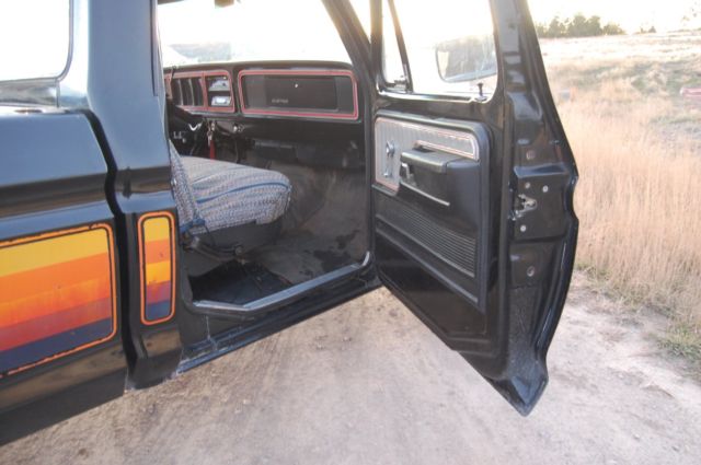 1977 Ford F-250 Freewheeling Custom - photo 4