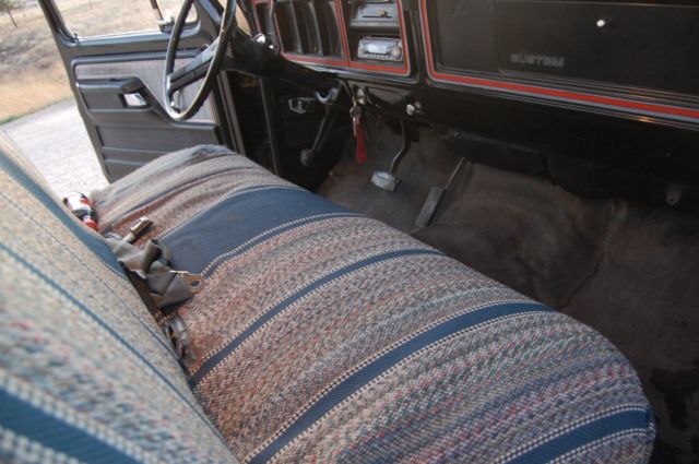 1977 Ford F-250 Freewheeling Custom - photo 6