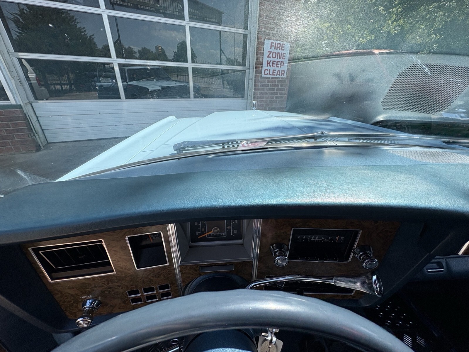 1977 Ford Granada Standard - photo 8