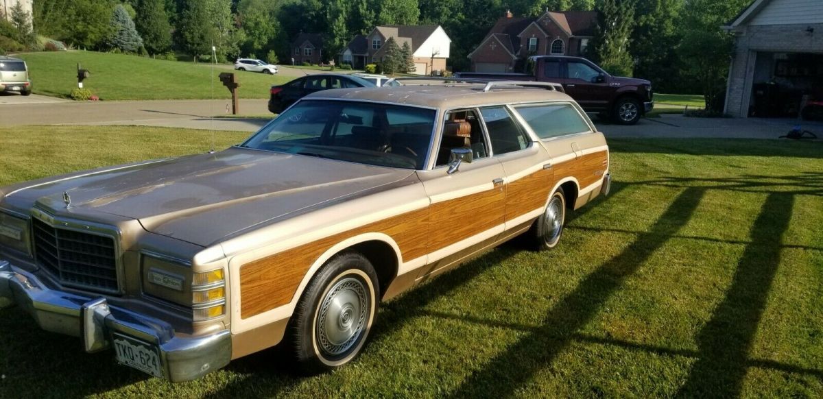 1977 Ford Country Squire Wagon - photo 3