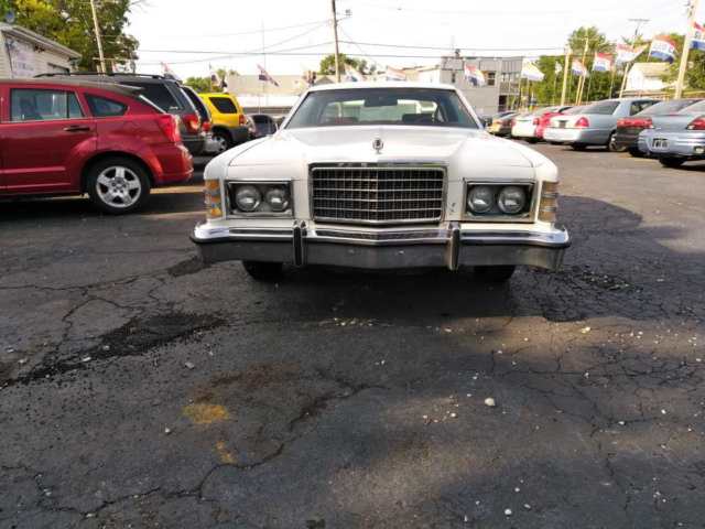 1977 Ford LTD Landau - photo 3