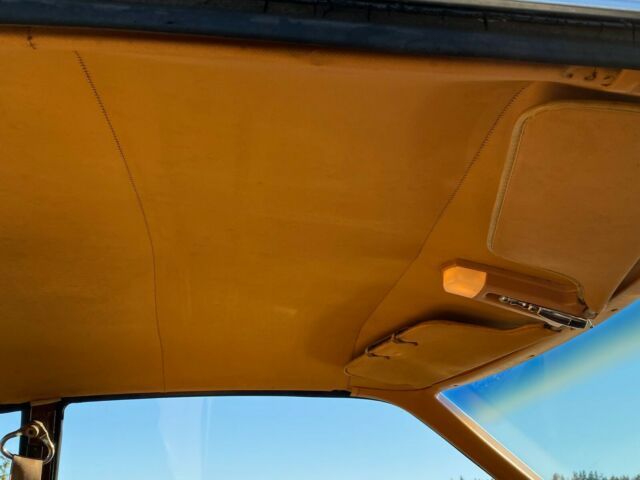 1977 Ford Mustang - photo 12