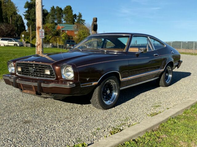 1977 Ford Mustang - photo 2