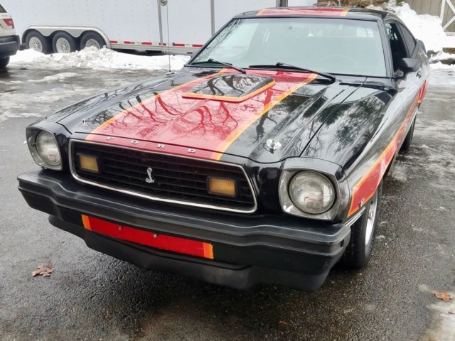1977 Ford Mustang Cobra II - photo 5