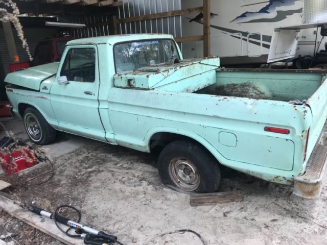 1977 Ford F-100 - photo 7