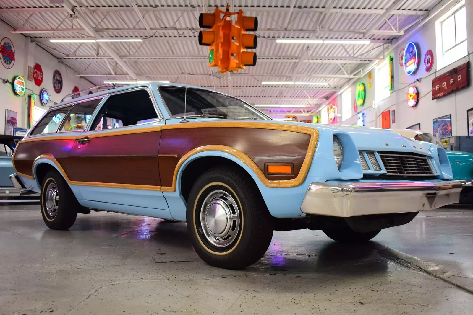 1977 Ford Pinto SQUIRE WAGON - photo 3