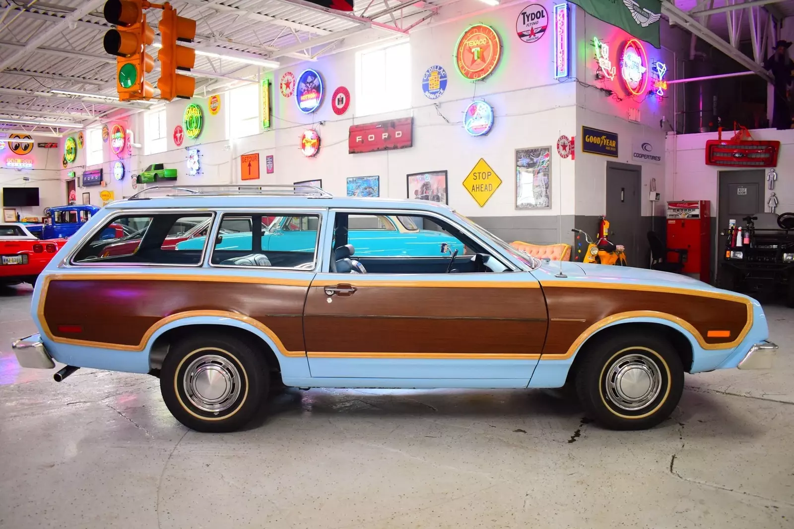 1977 Ford Pinto SQUIRE WAGON - photo 4