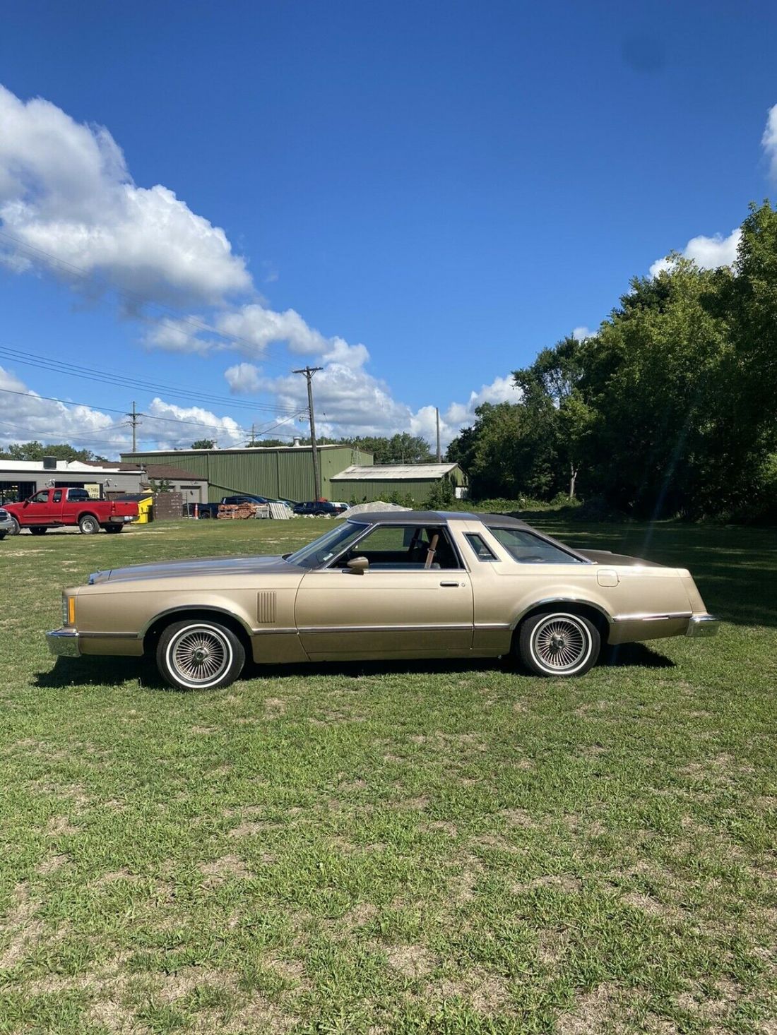 1977 Ford Thunderbird - photo 3