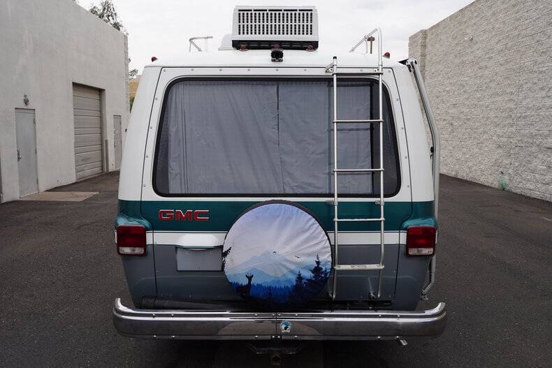 1977 GMC Eleganza Motorhome - photo 12
