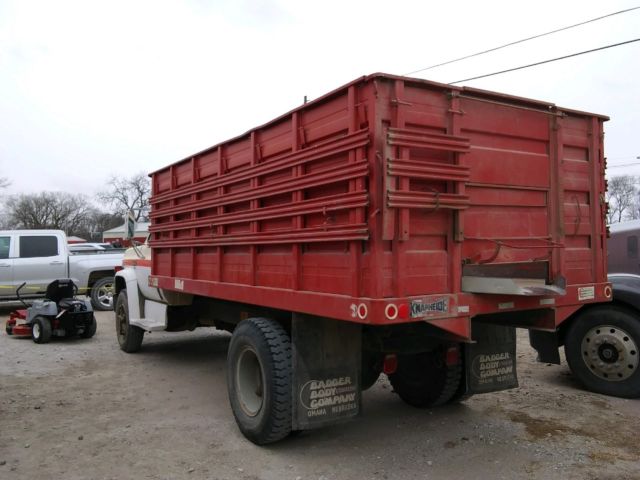 1977 GMC gmc - photo 2
