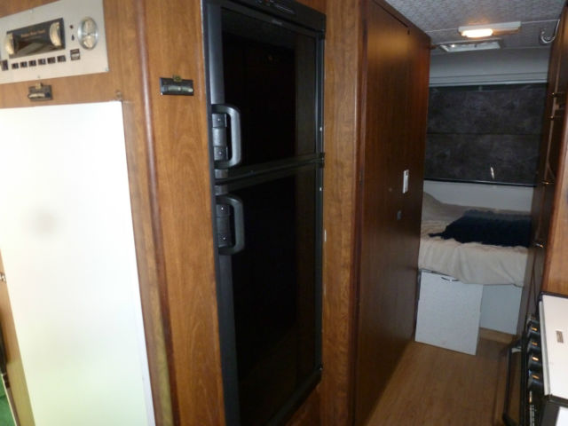1977 GMC MOTORHOME - photo 8