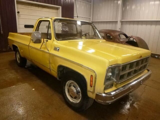 1977 GMC ROYAL SIERRA 2500