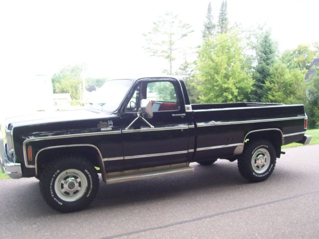 1977 GMC Sierra Classic 25 4x4, 400 auto, AC, cruise, RARE AND SHARP!! 1977 GMC Sierra 2500 Sierra Classic