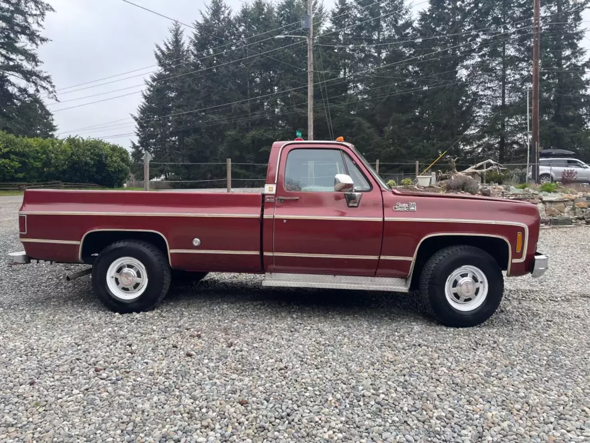 1977 GMC SIERRA CLASSIC 3500 Camper Special 350 99k Original Miles NO Reserve 1977 GMC Sierra 3500 Camper Special 350