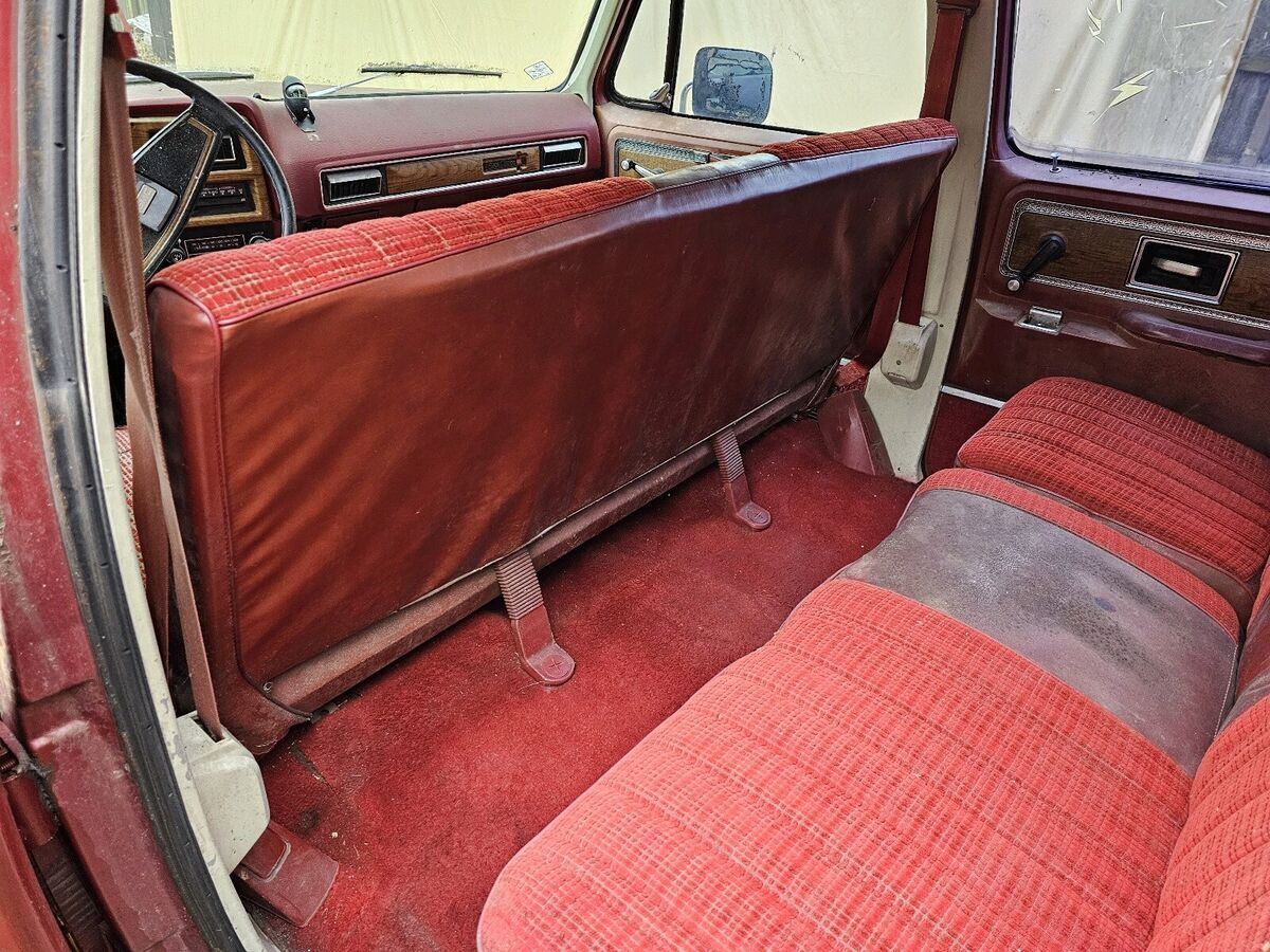 1977 GMC Suburban Sierra Classic 15 Towing Special - photo 11