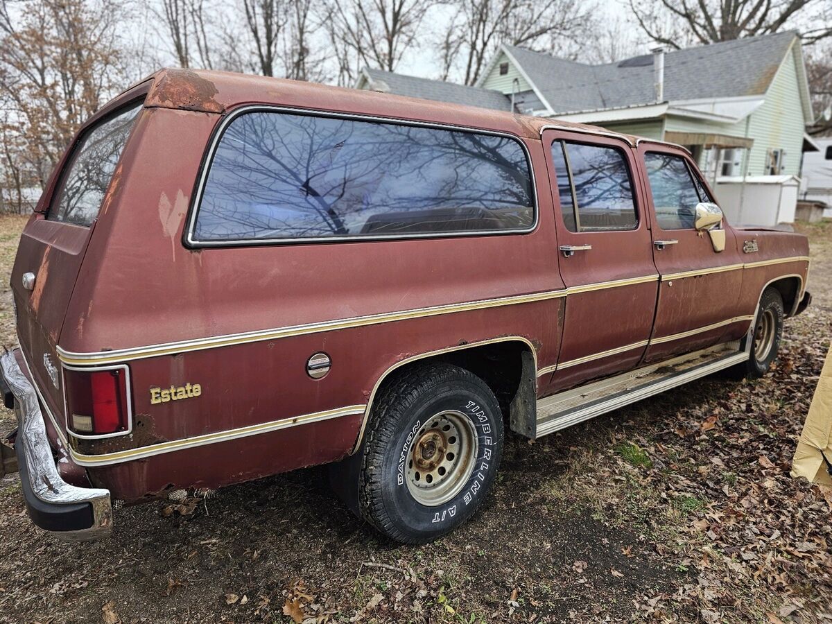 1977 GMC Suburban Sierra Classic 15 Towing Special - photo 3