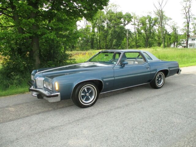 1977 GRAND PRIX BEAUTIFUL VERY RARE COLOR COMBINATION 88,754 MILES VERY NICE 1977 Pontiac Grand Prix