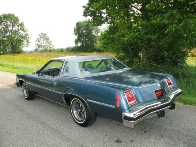 1977 Pontiac Grand Prix - photo 2