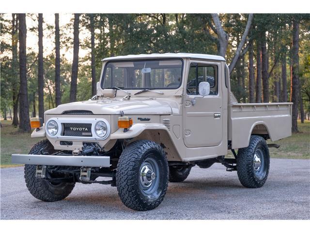 1977 HJ45 Landcruiser, Diesel, 4 spd Manual, AC, pwr brakes-steer, Very Nice! 1977 Toyota HJ45 1977 HJ45 Landcruiser, Diesel, AC, 4 spd manua