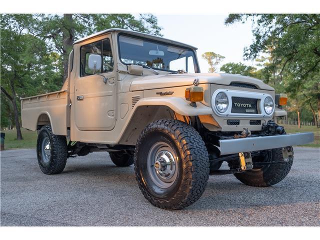 1977 Toyota HJ45 1977 HJ45 Landcruiser, Diesel, AC, 4 spd manua - photo 12