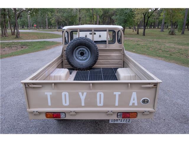 1977 Toyota HJ45 1977 HJ45 Landcruiser, Diesel, AC, 4 spd manua - photo 13
