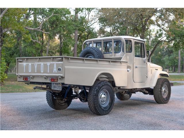 1977 Toyota HJ45 1977 HJ45 Landcruiser, Diesel, AC, 4 spd manua - photo 3