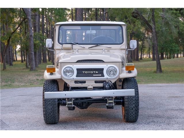 1977 Toyota HJ45 1977 HJ45 Landcruiser, Diesel, AC, 4 spd manua - photo 5