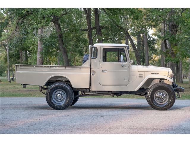 1977 Toyota HJ45 1977 HJ45 Landcruiser, Diesel, AC, 4 spd manua - photo 8