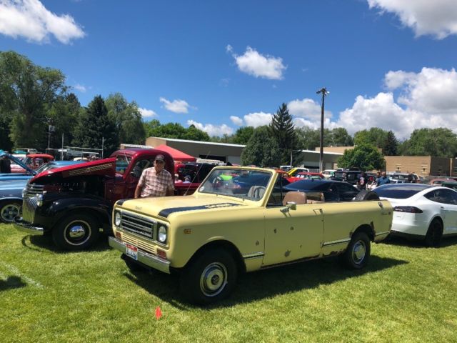 1977 International Scout Traveler 1977 International Harvester Scout Traveler