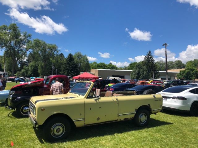 1977 International Harvester Scout Traveler - photo 2