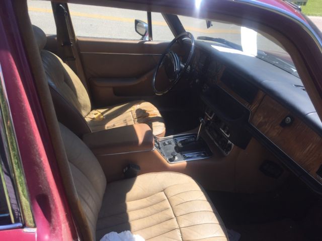 1977 Jaguar XJ12 - photo 10