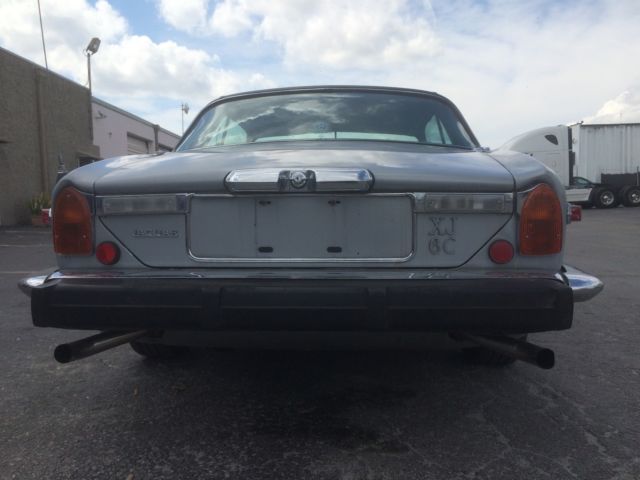 1977 Jaguar XJ6 xj6c - photo 10