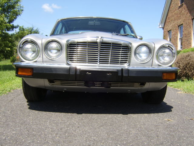 1977 Jaguar XJ6L with only 111,730 miles 1977 Jaguar XJ6