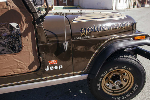 1977 Jeep Other Golden Eagle 304ci V8 Levi's edition - photo 12