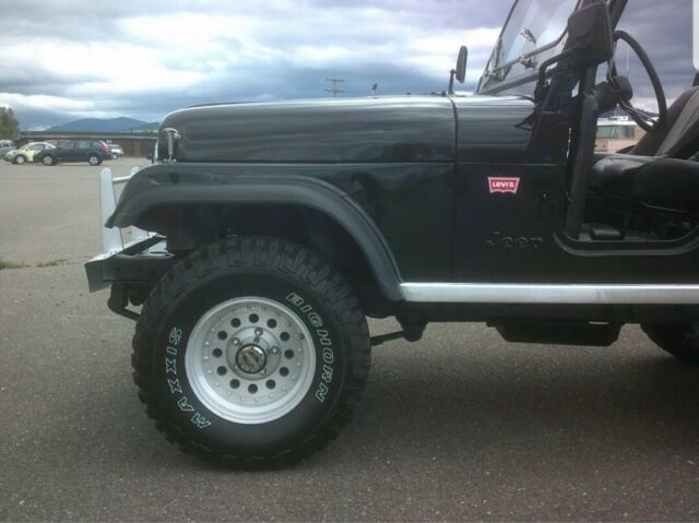 1977 Jeep CJ - photo 3