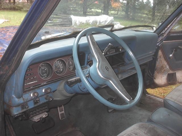 1977 Jeep Wagoneer loaded - photo 10