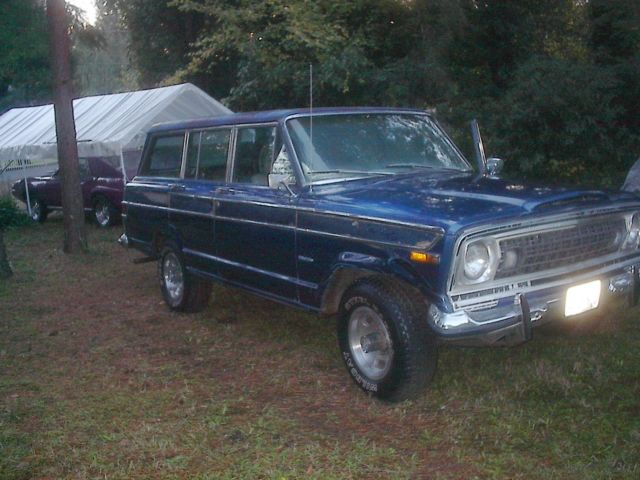 1977 Jeep Wagoneer loaded - photo 4