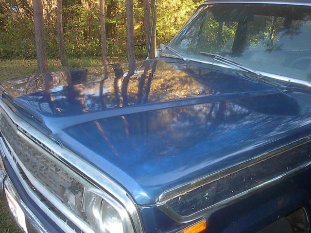 1977 Jeep Wagoneer loaded - photo 8