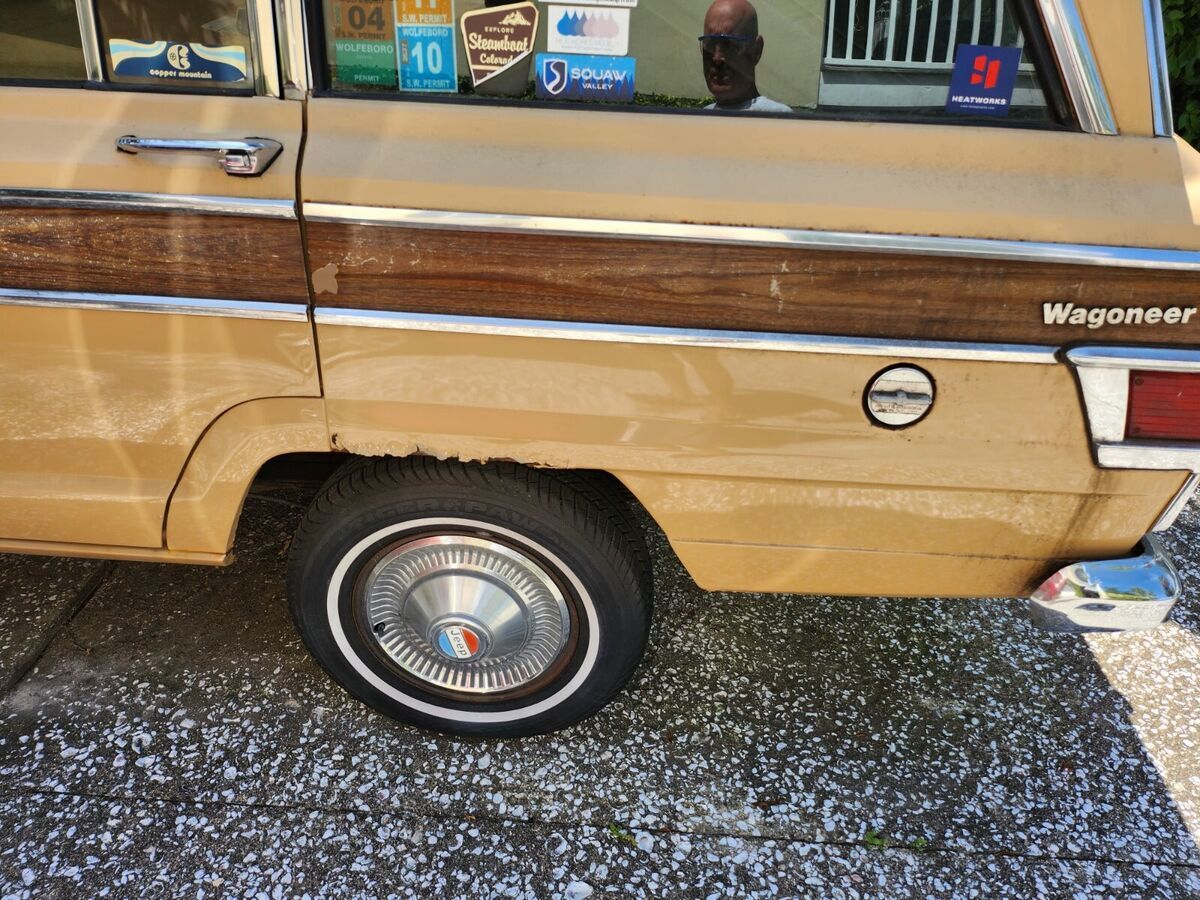 1977 Jeep Wagoneer - photo 12